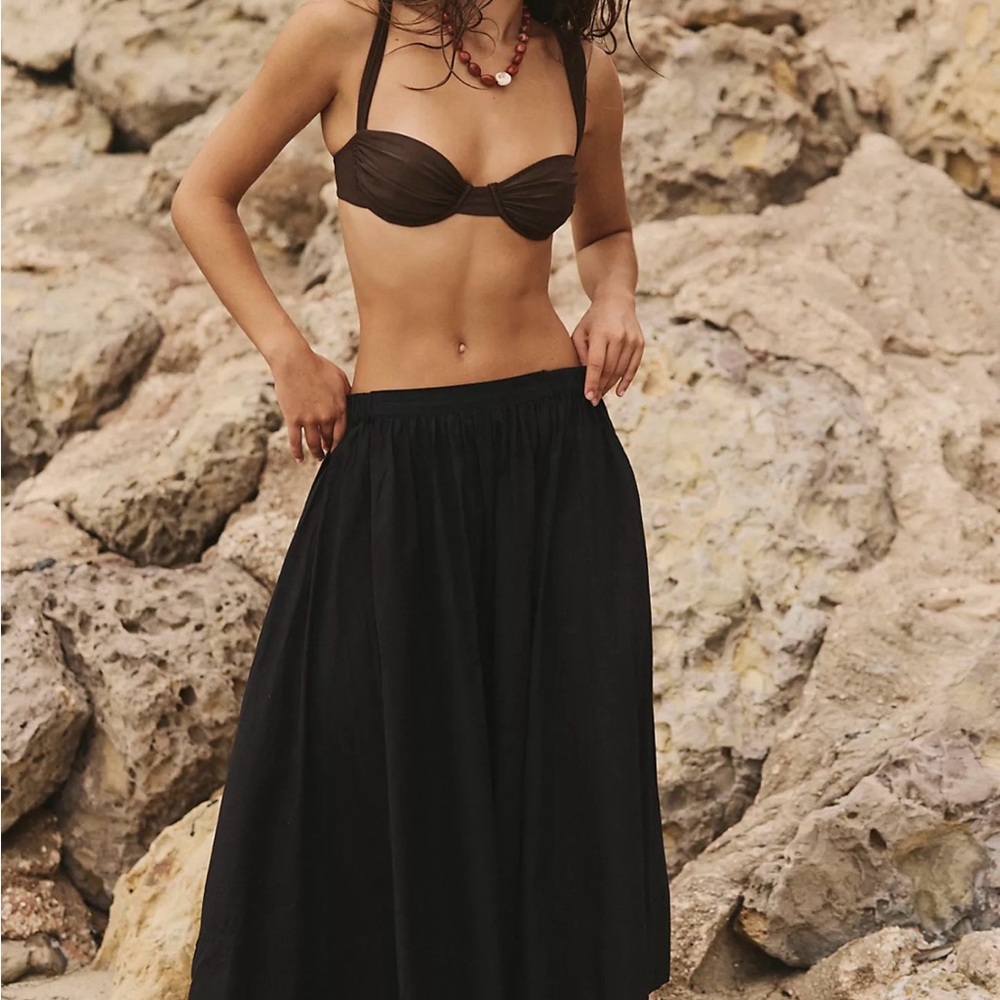 Free People Black Midi Skirt (never worn)